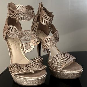 Jessica Simpson Gold Bonilynn 8.5 M Glittery Heels